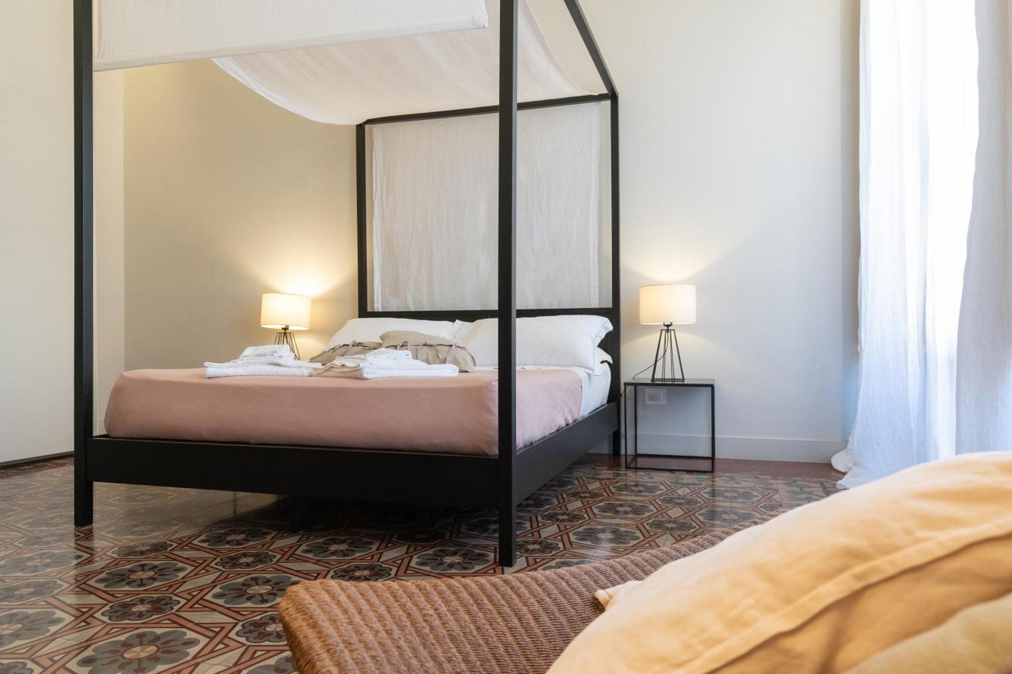 Mirone - Suite Apartments Catania Centro Exteriör bild