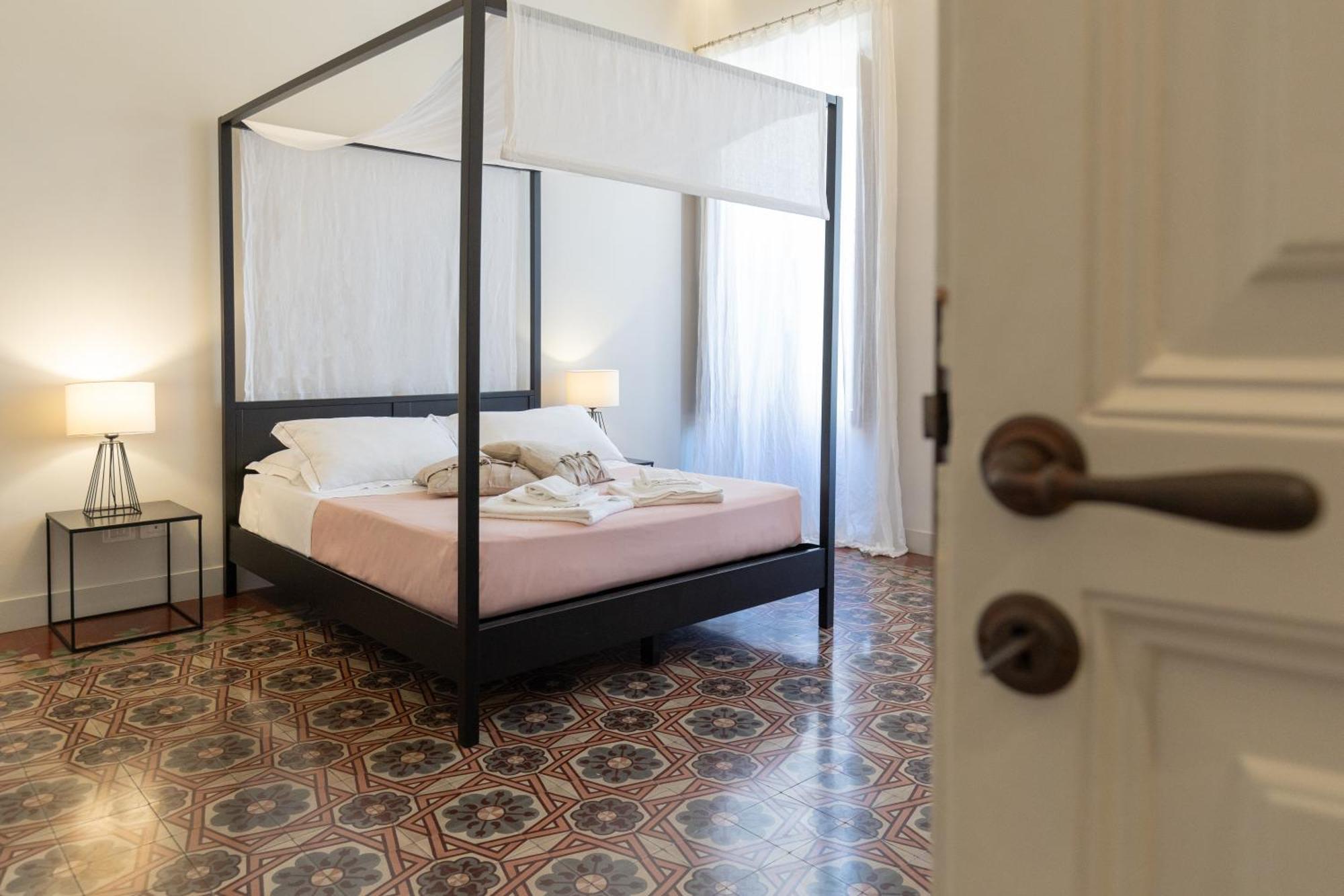 Mirone - Suite Apartments Catania Centro Exteriör bild