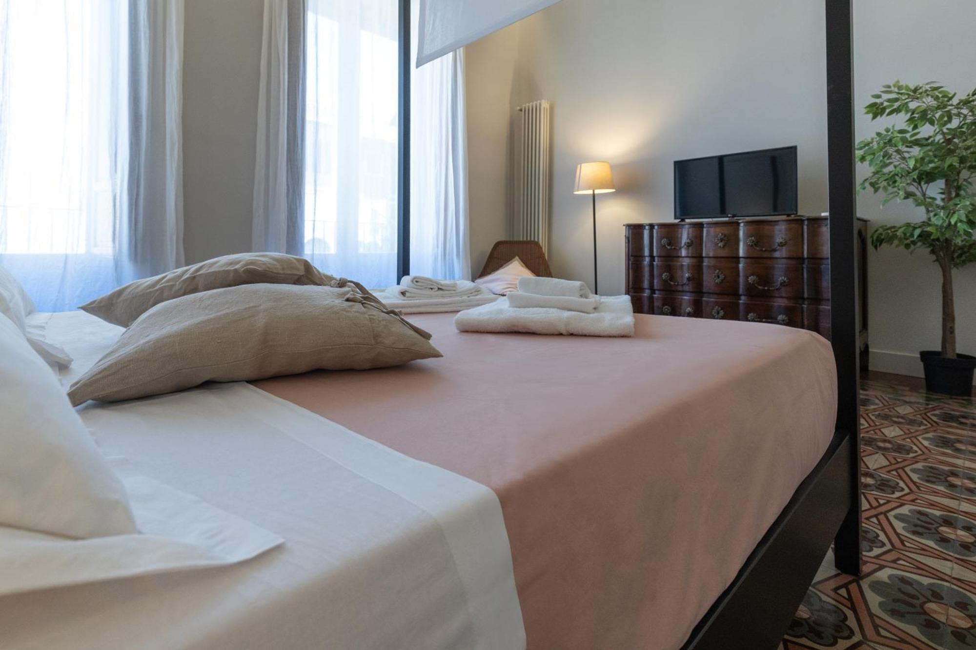 Mirone - Suite Apartments Catania Centro Exteriör bild